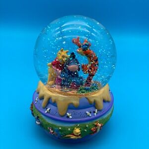 Disney Winnie the Pooh Piglet Tigger Eeyore Honey Pot Snowglobe Hallmark